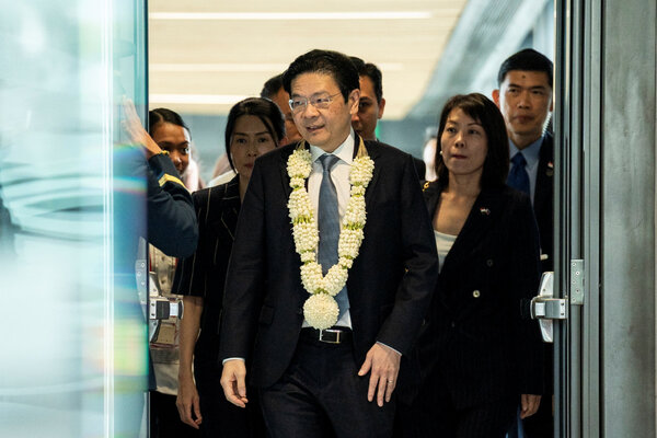 新加坡总理涨薪64%,年收入超1900万人民币(图1) 新加坡总理涨薪64%,年收入超1900万人民币