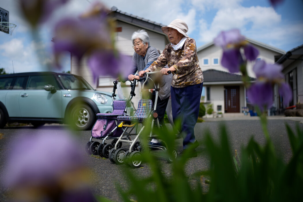 日本百岁老人数量突破10万,88%为女性(图2) 日本百岁老人数量突破10万,88%为女性