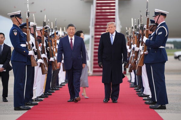 习近平抵美,特朗普罕见前往安德鲁斯联合基地迎接(图1) 习近平抵美,特朗普罕见前往安德鲁斯联合基地迎接