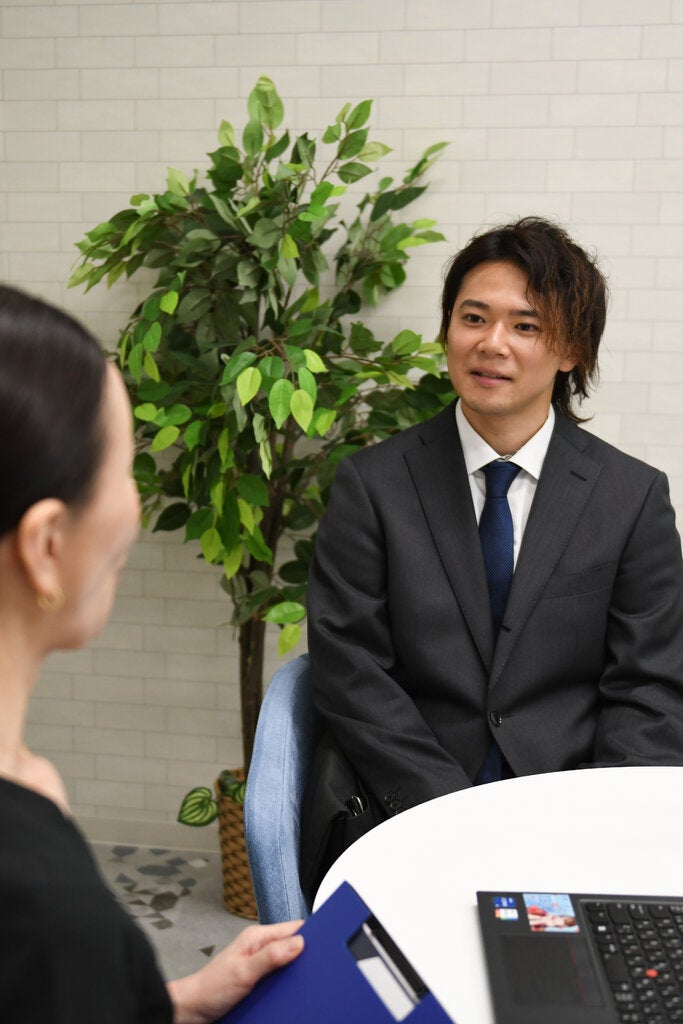 恋爱结婚效率为上?日本单身年轻人走进婚介所(图3) 恋爱结婚效率为上?日本单身年轻人走进婚介所