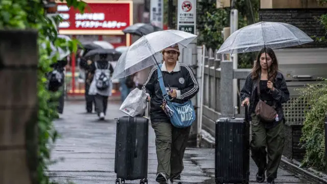 日本收緊外國人居留條件,申請費用上調二十倍(图2) 日本收緊外國人居留條件,申請費用上調二十倍